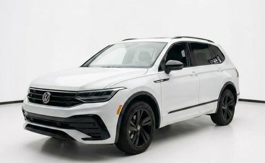 2024 Volkswagen Tiguan 4MOTION SE Black