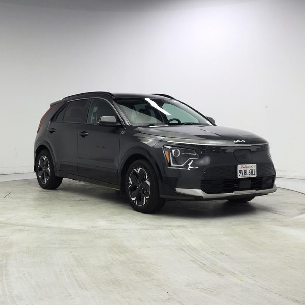 2024 Kia NIRO — a typically priced live listing