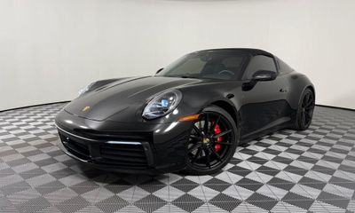 2024 Porsche 911 Targa 4S 4