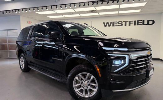 2025 Chevrolet Suburban LT