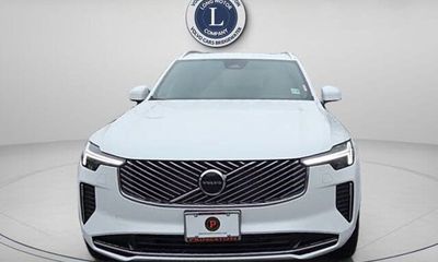 2026 Volvo XC90 Core