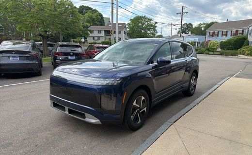 2026 Hyundai Ioniq 9 S