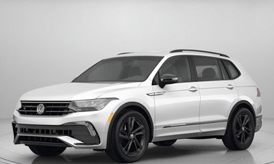 2023 Volkswagen Tiguan SE