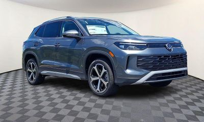 2026 Volkswagen Tiguan 4MOTION SE