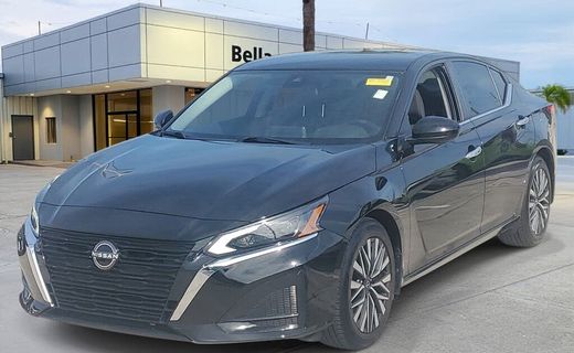 2023 Nissan Altima SV