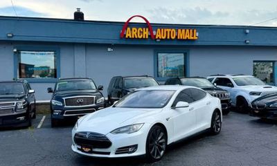 2012 Tesla Model S DC Fast Charge