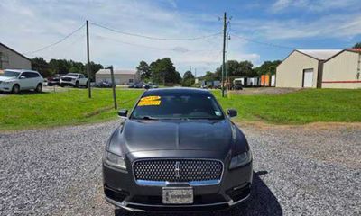 2019 Lincoln Continental Select