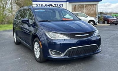2017 Chrysler Pacifica Touring L Plus