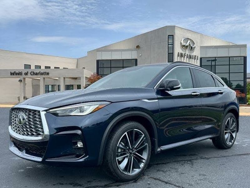 2025 Infiniti QX50 — a typically priced live listing