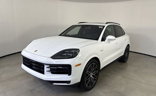 2025 Porsche Cayenne S