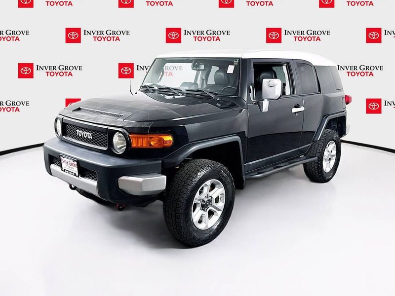 2011 Toyota Fj Cruiser — a typically priced live listing