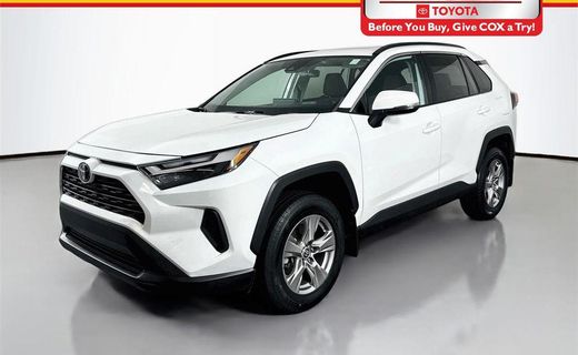 2023 Toyota RAV4 XLE