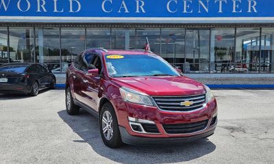 2017 Chevrolet Traverse 2LT