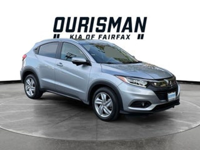 2020 Honda HR-V — a typically priced live listing