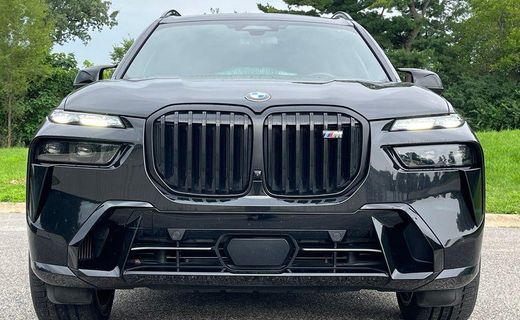 2024 BMW X7 M60i