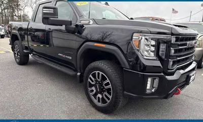2022 GMC Sierra HD AT4