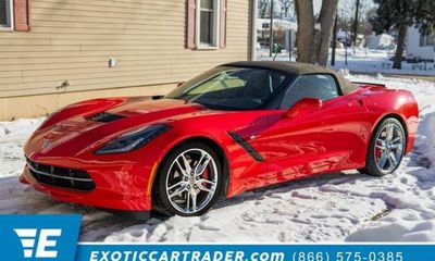 2018 Chevrolet Corvette Stingray Preferred 2LT