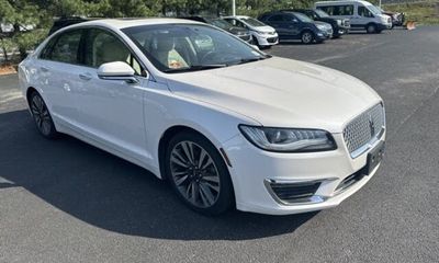 2018 Lincoln MKZ Select