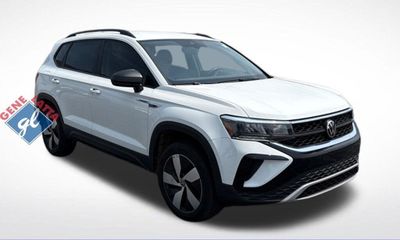 2024 Volkswagen Taos 4Motion S
