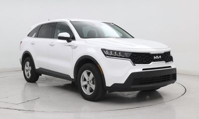 2023 Kia Sorento LX