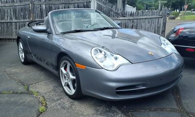 2002 Porsche 911 Cabriolet