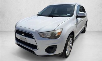 2014 Mitsubishi Outlander Sport ES SE