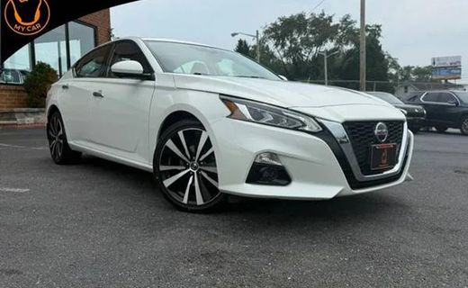 2022 Nissan Altima Platinum