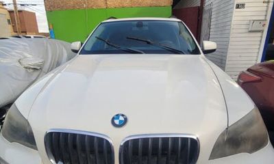 2010 BMW X5 xDrive30i