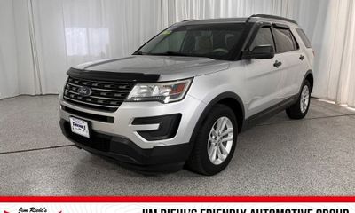 2017 Ford Explorer Base