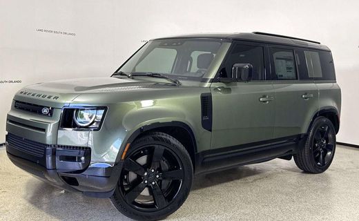 2026 Land Rover Defender 110 SE