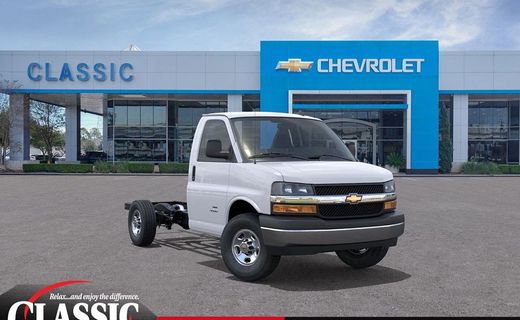 2025 Chevrolet Express 3500 Cutaway 139