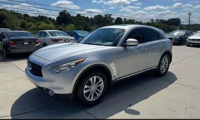 2017 Infiniti QX70 Base
