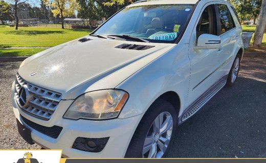 2011 Mercedes-Benz M-Class ML350