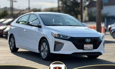 2019 Hyundai Ioniq Blue HEV