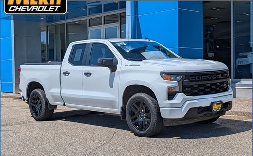 2022 Chevrolet Silverado Custom