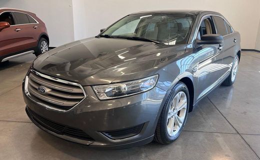 2018 Ford Taurus SE