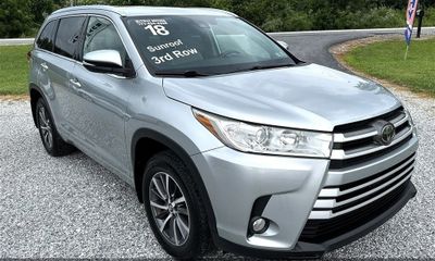 2018 Toyota Highlander SE XLE