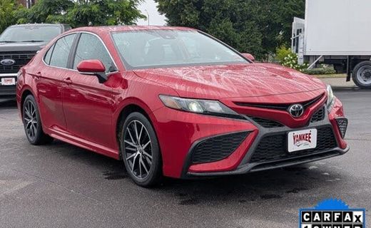 2024 Toyota Camry SE