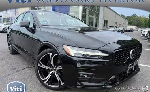 2024 Volvo S60 Plus Dark