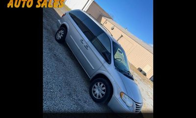 2006 Chrysler Town AND Country Touring