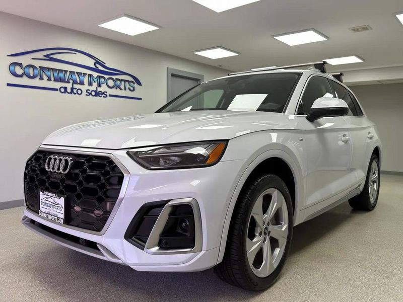 2022 Audi Q5 — a typically priced live listing
