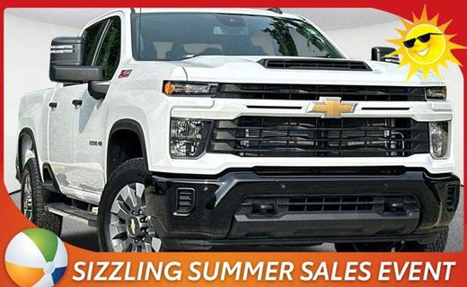 2025 Chevrolet Silverado HD Custom