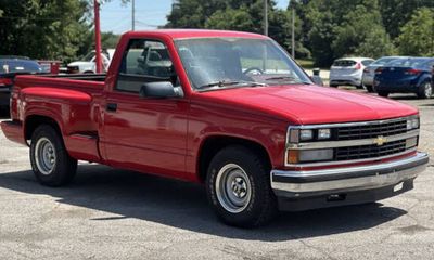 1988 Chevrolet GMT-400 C1500