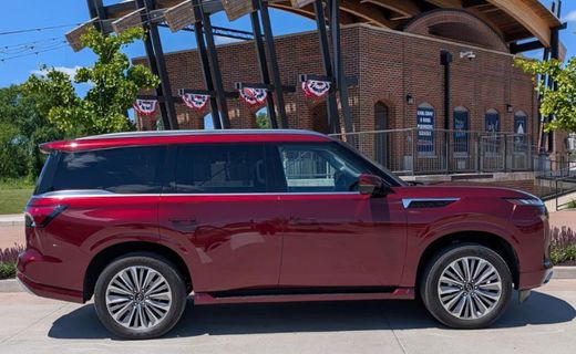 2025 Infiniti QX80 Sensory