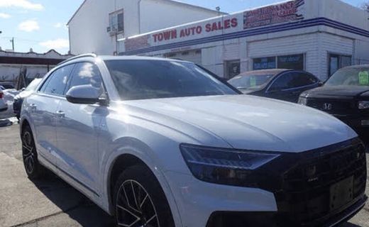 2021 Audi Q8 Quattro Premium Plus