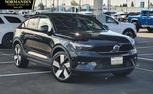 2023 Volvo C40 Ultimate Dark