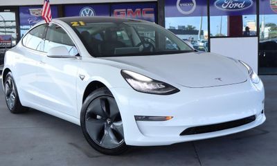 2020 Tesla Model 3 Long Range