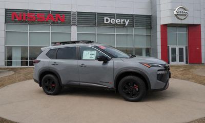 2026 Nissan Rogue SV