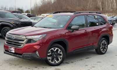 2025 Subaru Forester Premium