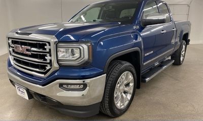 2017 GMC Sierra SLT
